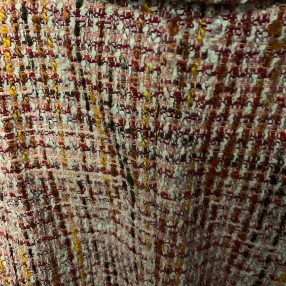 Blazer - Picture 4 of 4